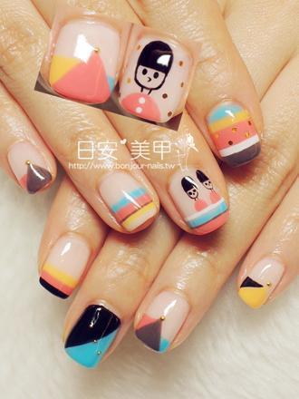 台北東區美甲 日安美甲:幾何色彩小小兵光療指甲 Bonjour Nail Salon
