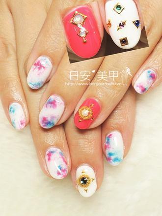 台北東區美甲 日安美甲:多色寶石風光療指甲 Bonjour Nail Salon