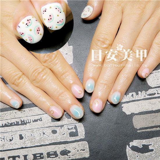 東區美甲.日安美甲-夏日雙色粉撲造型光療指甲