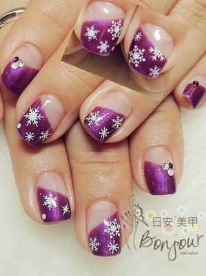聖誕風格光療指甲3 - 台北東區美甲:日安美甲 Bonjour Nail Salon